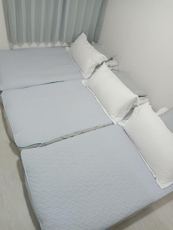 One-Bedroom Apartment Non-Smoking